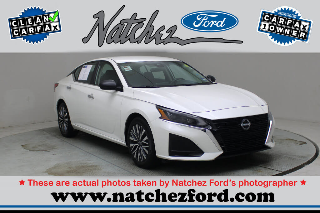 2024 Nissan Altima 2.5 SV FWD