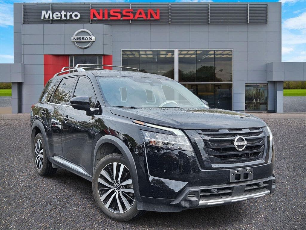 2024 Nissan Pathfinder Platinum FWD