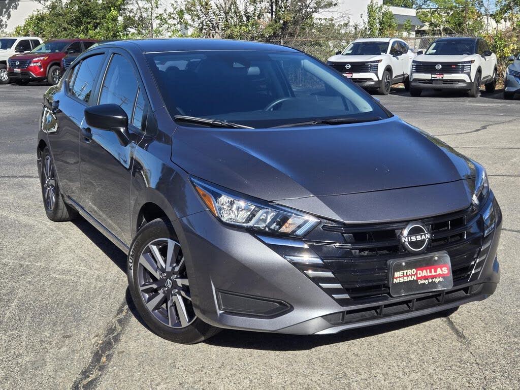 2024 Nissan Versa S FWD