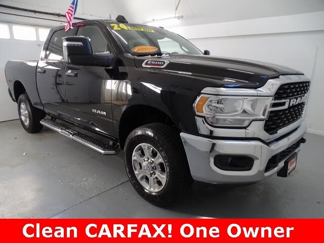 2024 RAM 2500 Big Horn Crew Cab 4WD