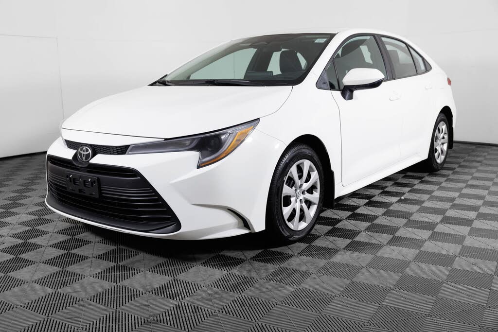 2024 Toyota Corolla LE FWD