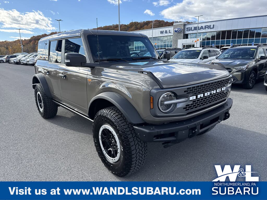 2025 Ford Bronco Badlands 4-Door 4WD