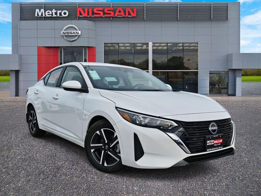 2025 Nissan Sentra SV FWD