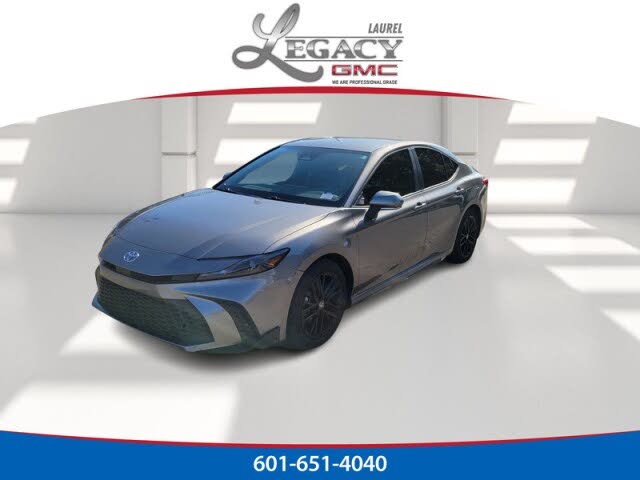 2025 Toyota Camry XSE FWD