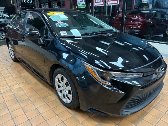 2025 Toyota Corolla LE FWD