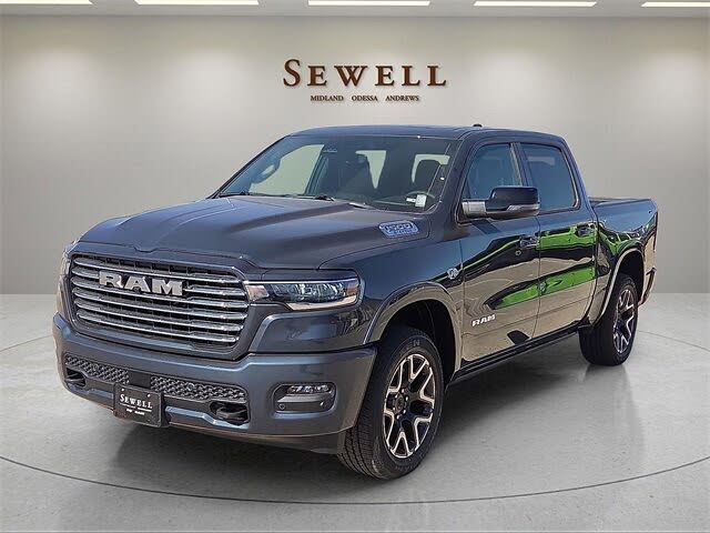 2026 RAM 1500 Laramie Crew Cab 4WD