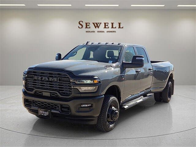 2026 RAM 3500 Tradesman Crew Cab LB DRW 4WD