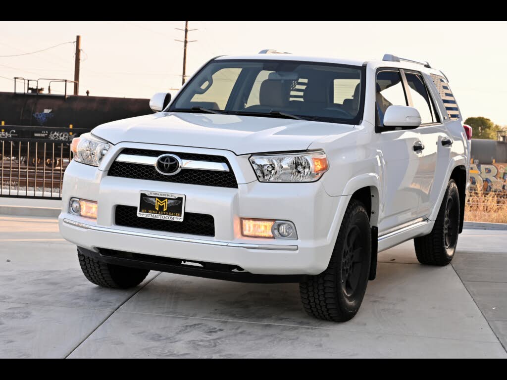 2013 Toyota 4Runner SR5