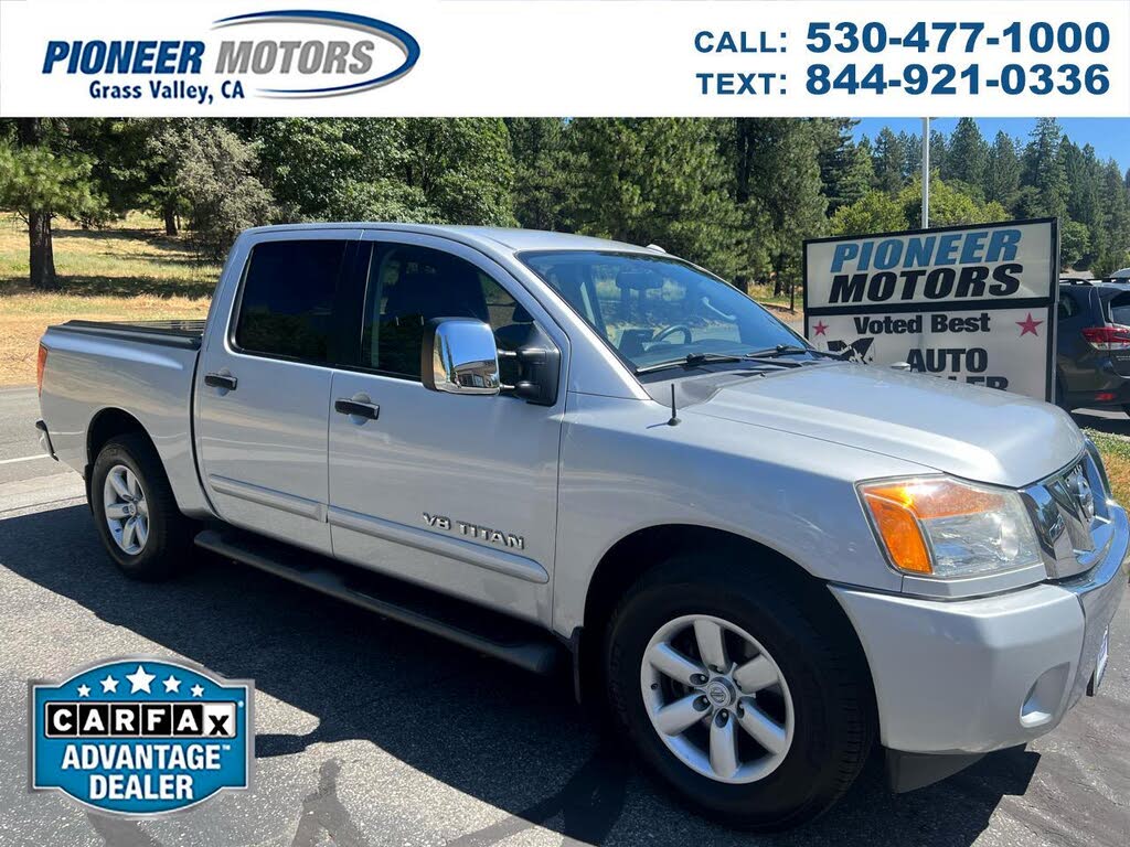 2014 Nissan Titan SV Crew Cab