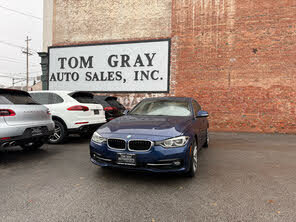 BMW 3 Series 330i Sedan RWD