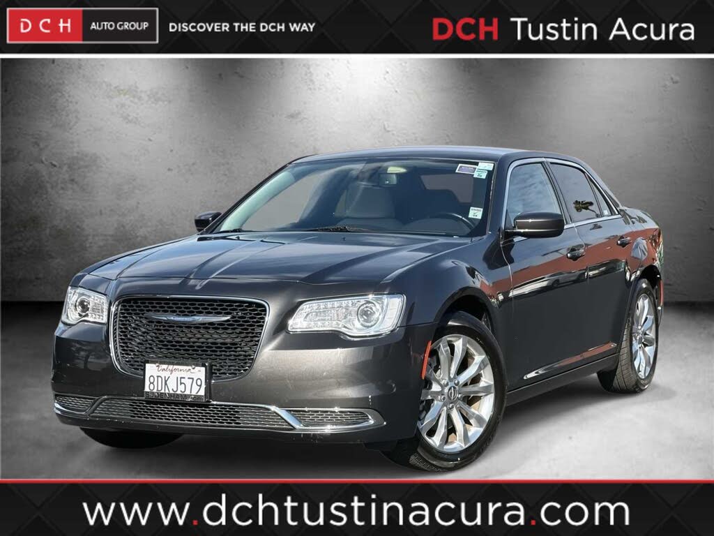 2017 Chrysler 300 Limited AWD