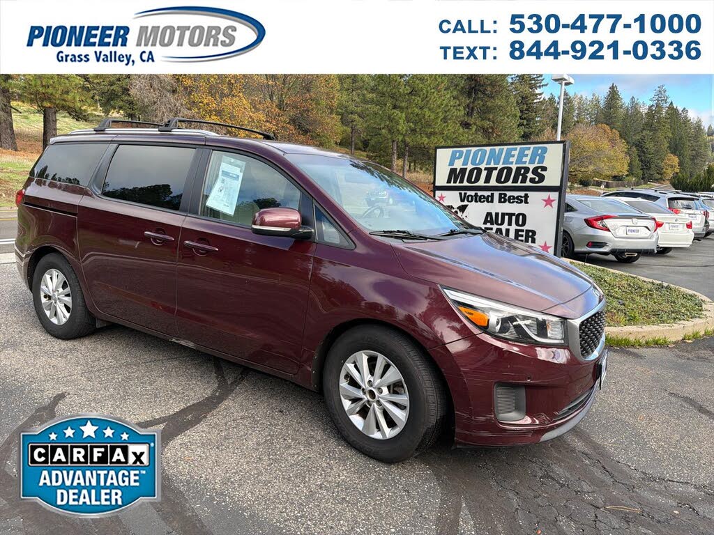 2017 Kia Sedona LX