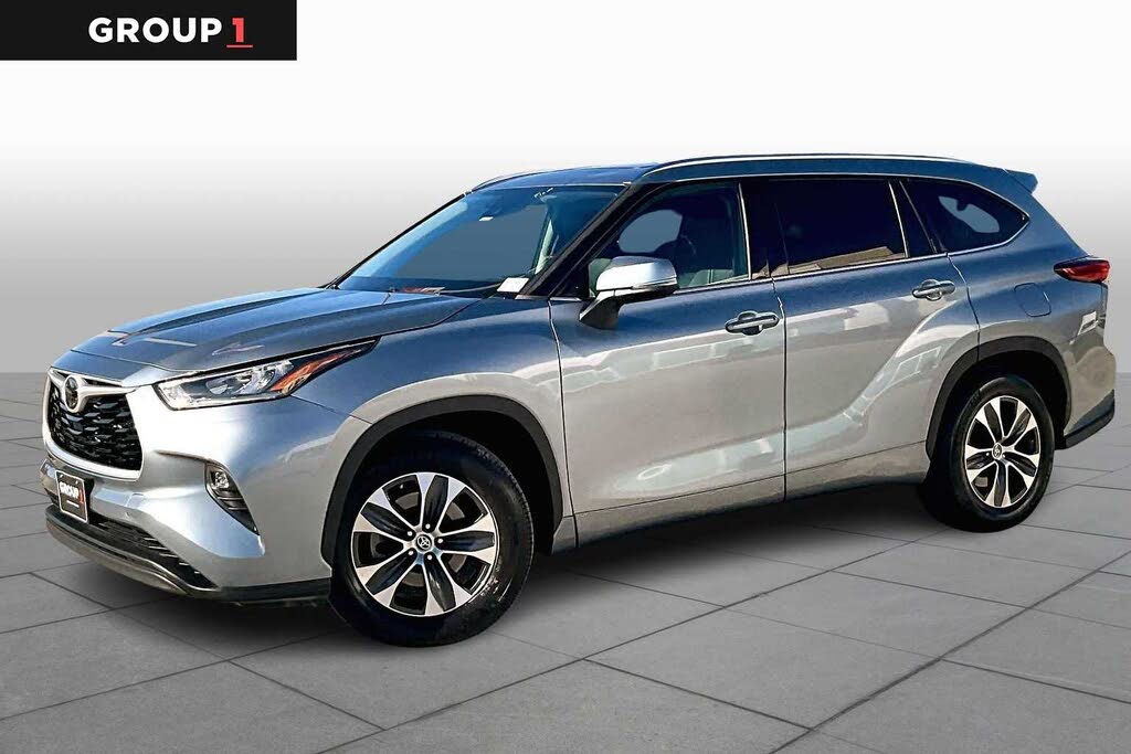 2020 Toyota Highlander XLE FWD