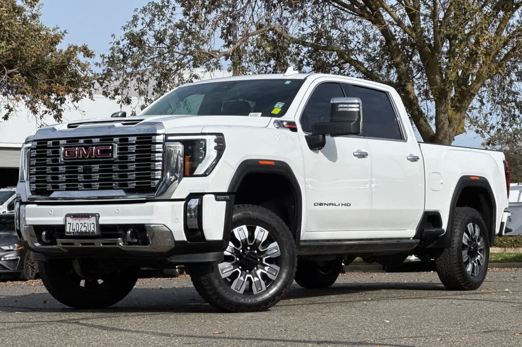 2024 GMC Sierra 2500HD Denali Crew Cab 4WD