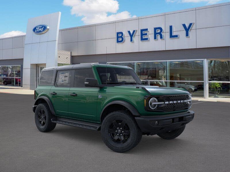 2025 Ford Bronco Outer Banks 4-Door 4WD