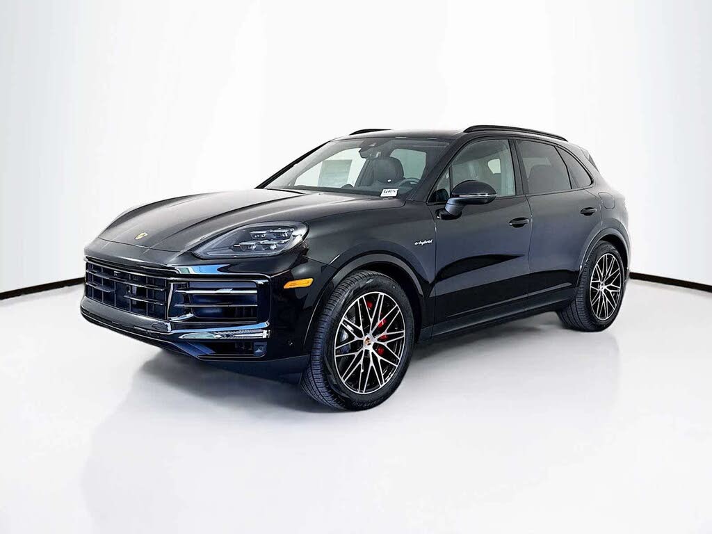 2026 Porsche Cayenne S AWD