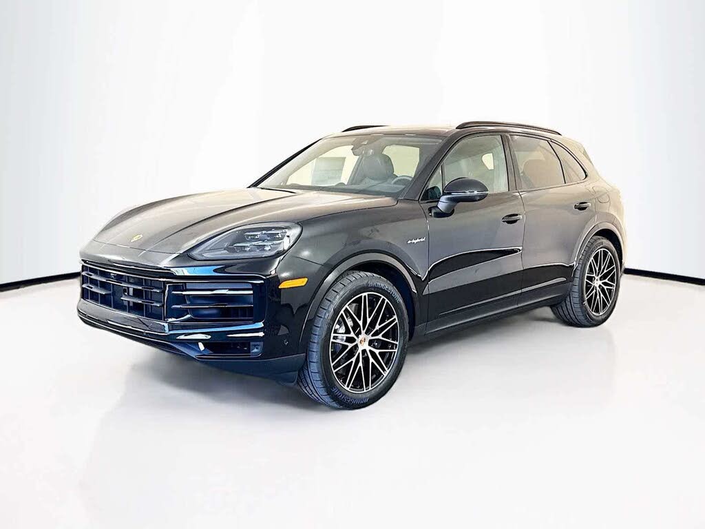 2026 Porsche Cayenne AWD