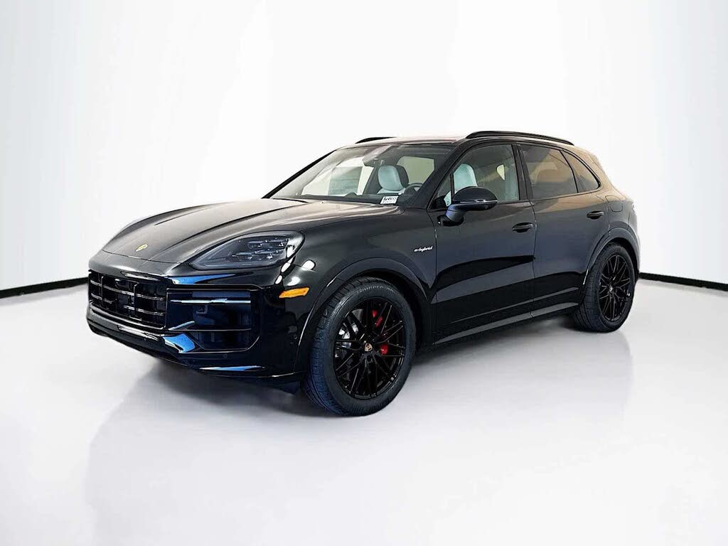 2026 Porsche Cayenne S AWD
