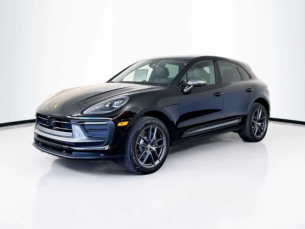 2026 Porsche Macan T AWD