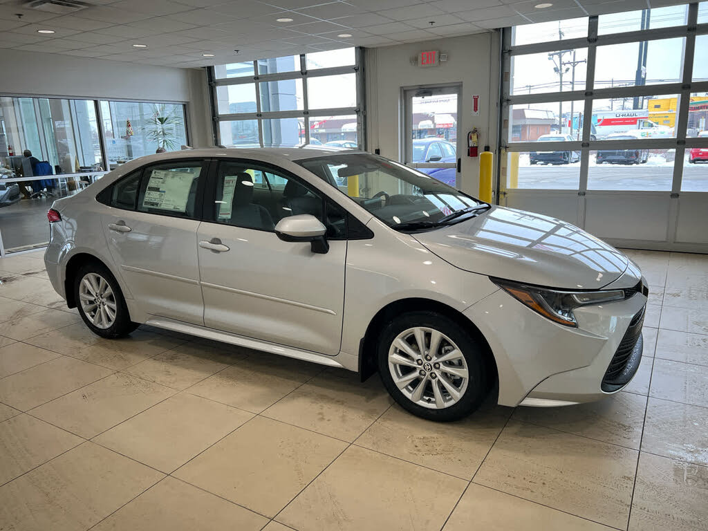 2026 Toyota Corolla LE FWD