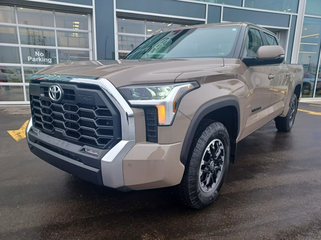 2026 Toyota Tundra SR5 CrewMax Cab 4WD