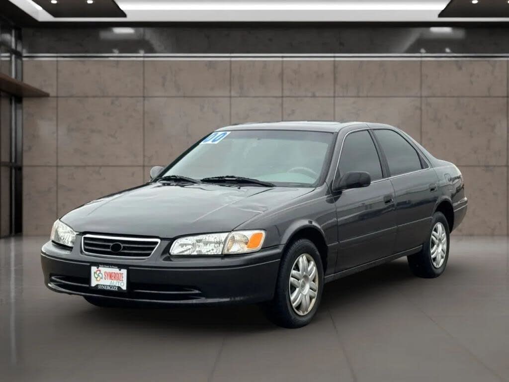 2000 Toyota Camry LE V6