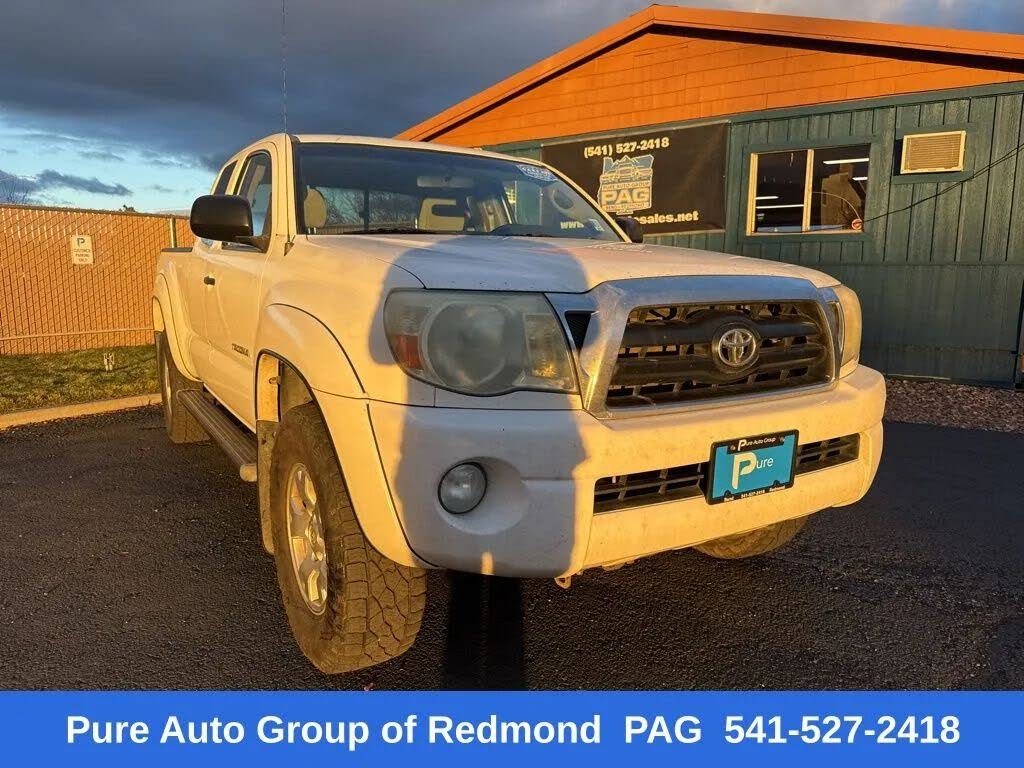2006 Toyota Tacoma PreRunner V6 4dr Access Cab SB with manual