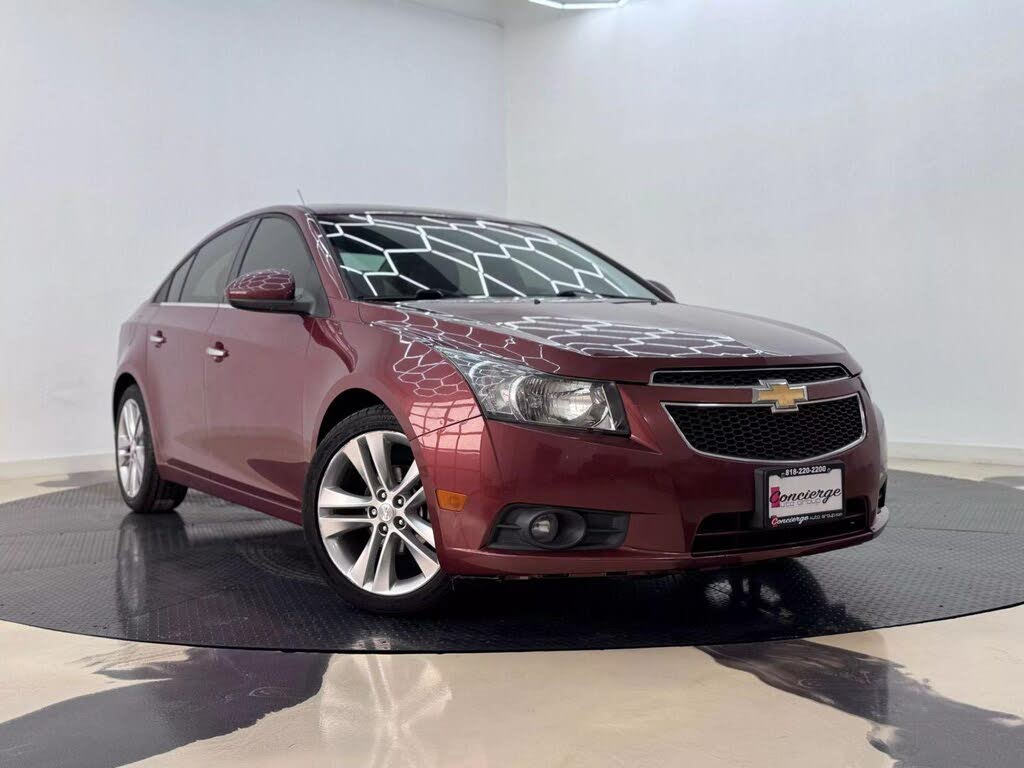 2012 Chevrolet Cruze LTZ Sedan FWD