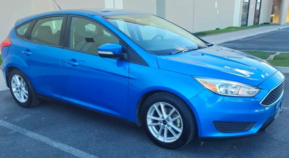 2016 Ford Focus SE Hatchback