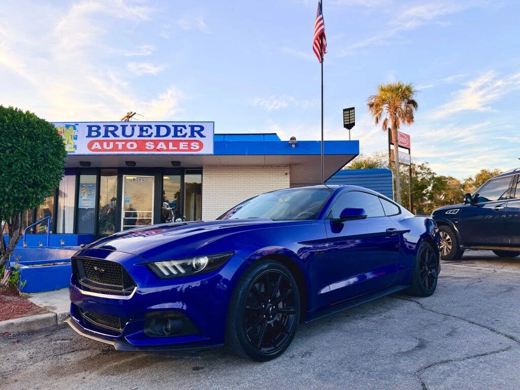 2016 Ford Mustang GT Premium Coupe RWD