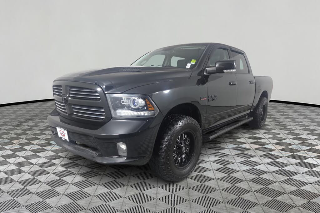 2016 RAM 1500 Sport Crew Cab 4WD