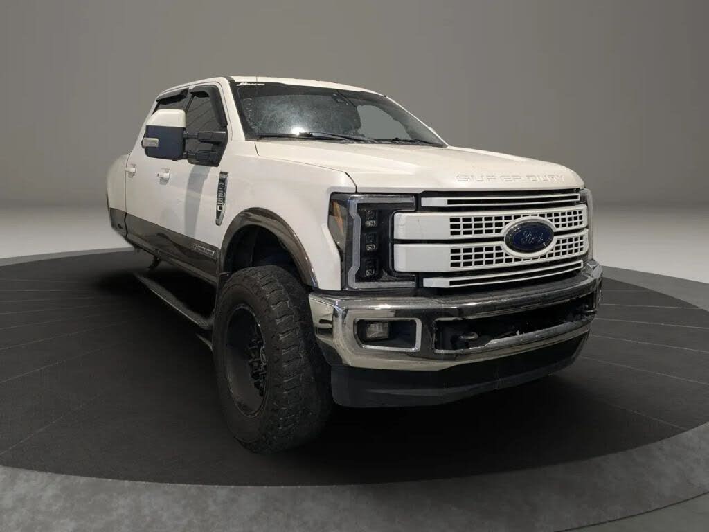 2017 Ford F-250 Super Duty Lariat Crew Cab 4WD