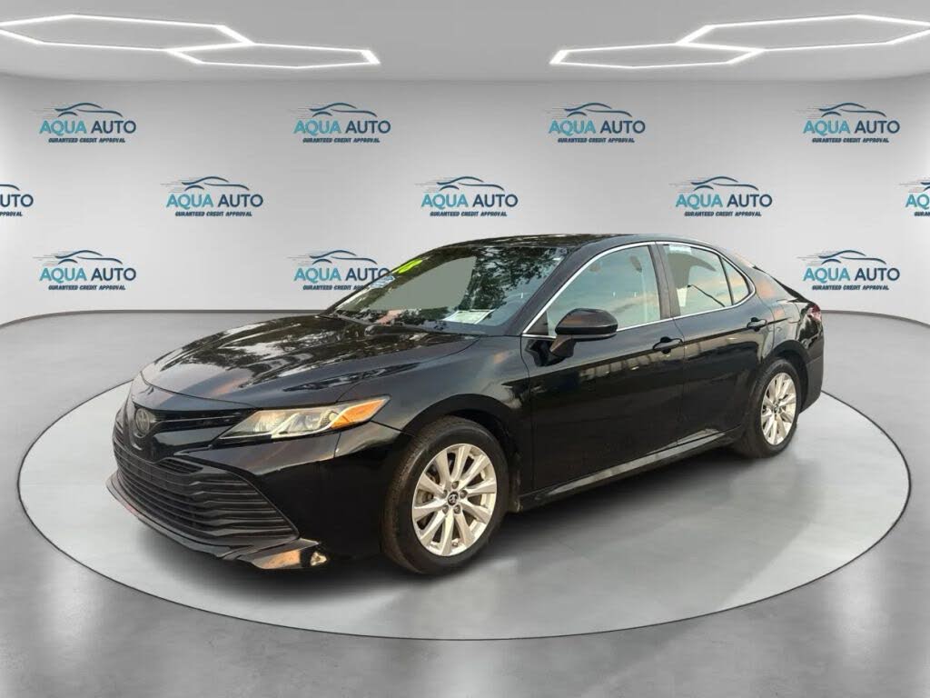 2018 Toyota Camry LE
