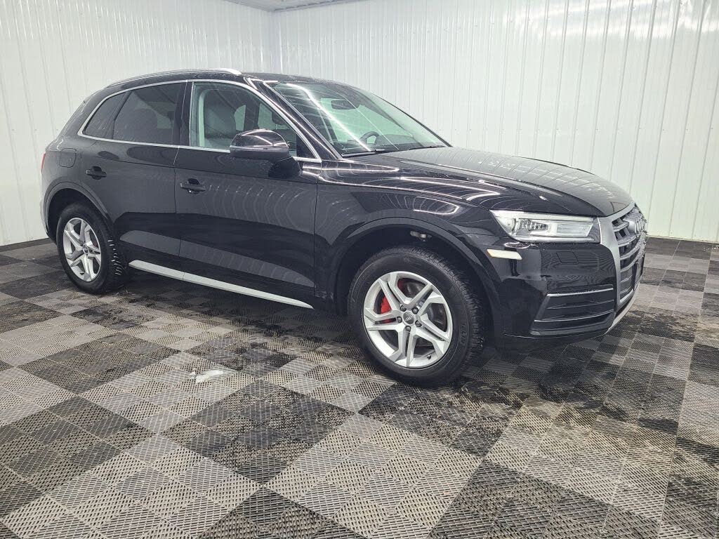 2019 Audi Q5 quattro Premium 45 TFSI