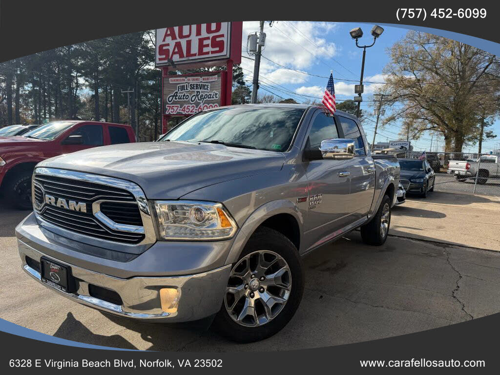 2019 RAM 1500 Classic Laramie Crew Cab 4WD