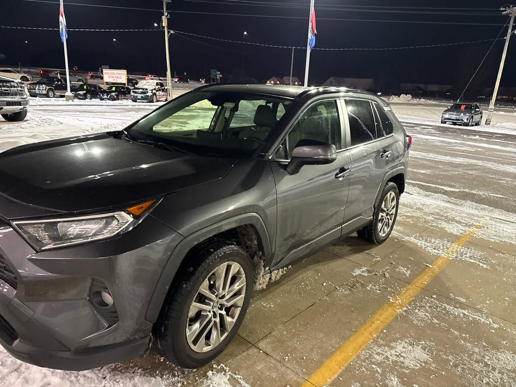 2019 Toyota RAV4 XLE Premium AWD