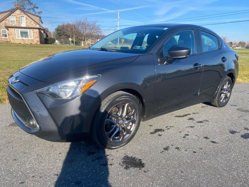 2019 Toyota Yaris LE Sedan FWD