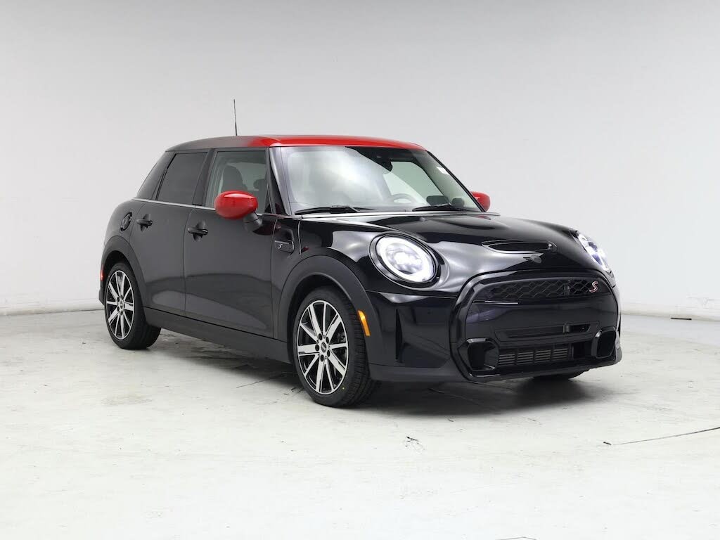 2023 MINI Cooper S 5-Door Hatchback FWD
