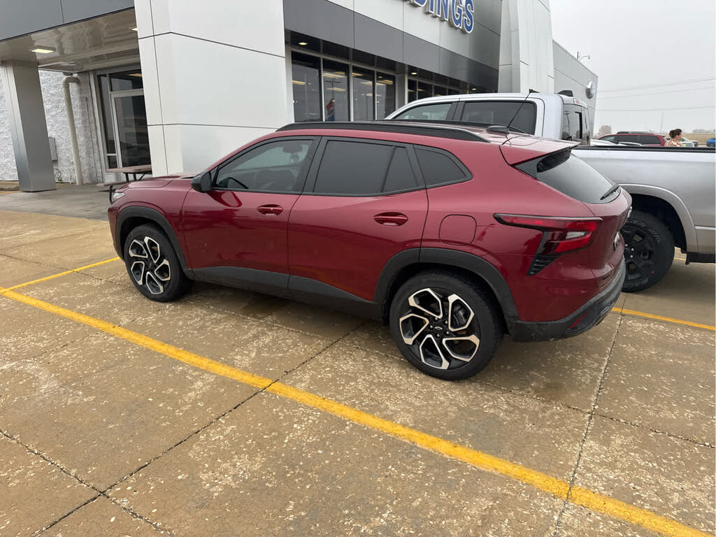 2024 Chevrolet Trax RS with 2RS FWD