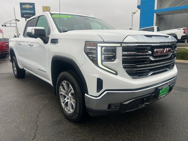 2024 GMC Sierra 1500 SLT Crew Cab 4WD