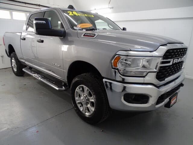 2024 RAM 2500 Big Horn Crew Cab 4WD