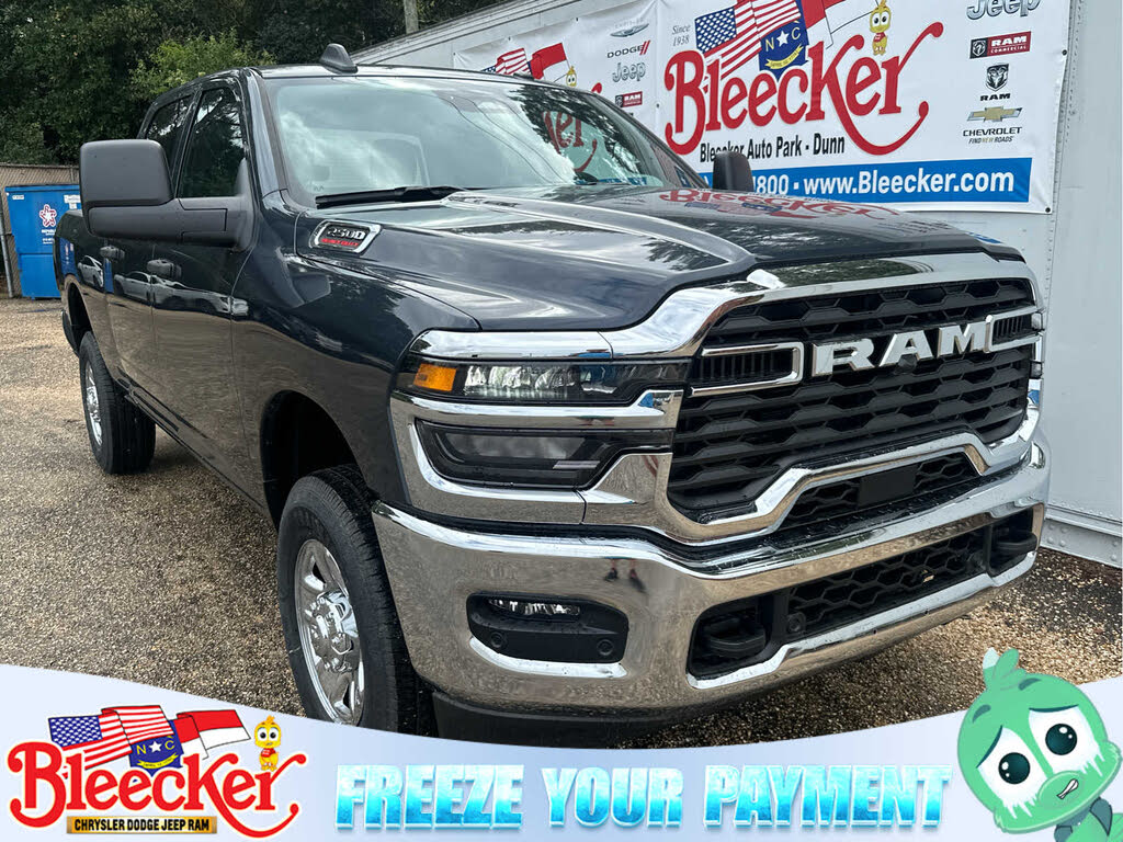 2026 RAM 2500 Tradesman Crew Cab 4WD