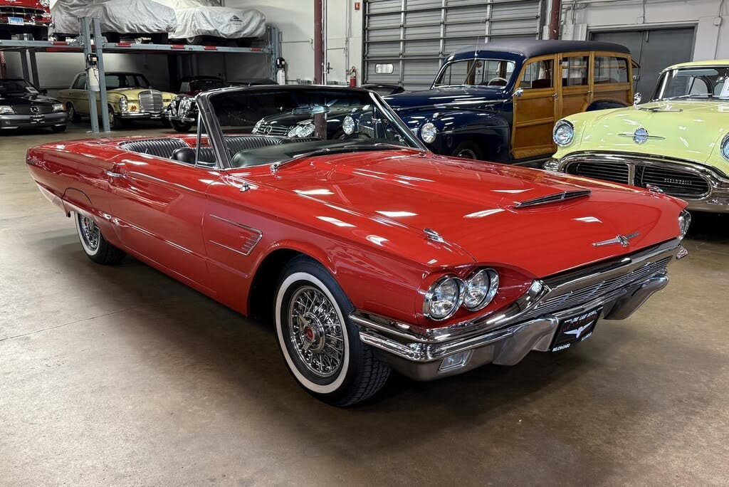 1965 Ford Thunderbird