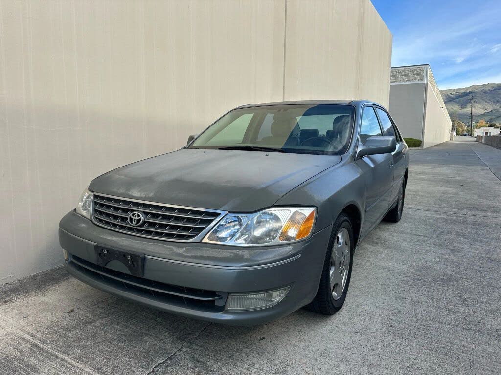 2003 Toyota Avalon XL