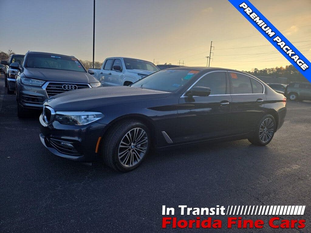 2017 BMW 5 Series 530i Sedan RWD