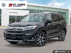 Honda Pilot Touring AWD with Rear Captain's Chairs
