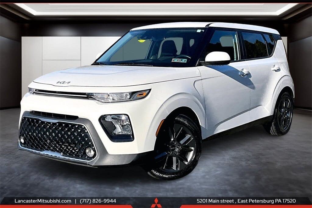 2022 Kia Soul EX FWD