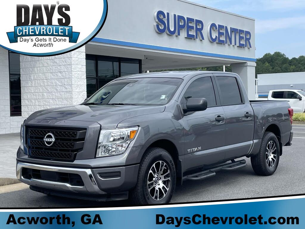 2024 Nissan Titan SV Crew Cab RWD