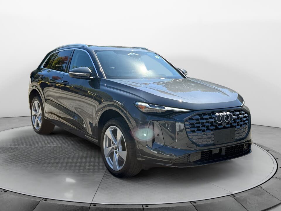 2025 Audi Q5 quattro Premium Plus 40 TFSI