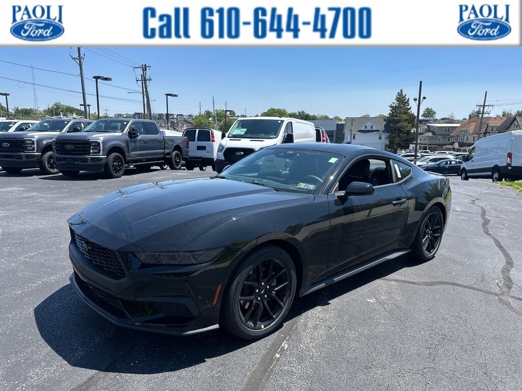 2025 Ford Mustang EcoBoost Fastback RWD